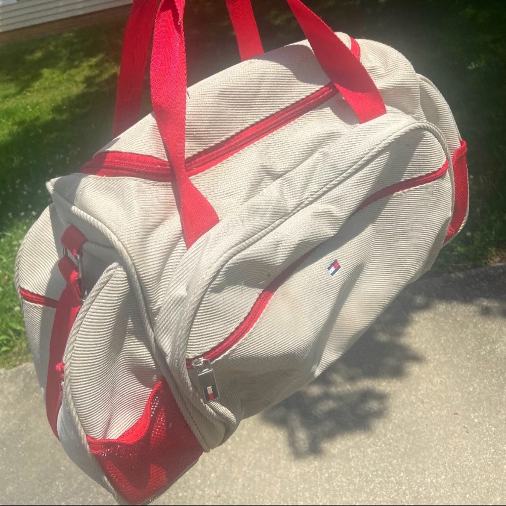 Tommy Hilfiger duffel bag